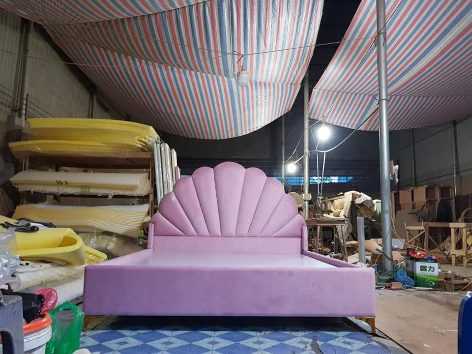 mẫu giường châu âu